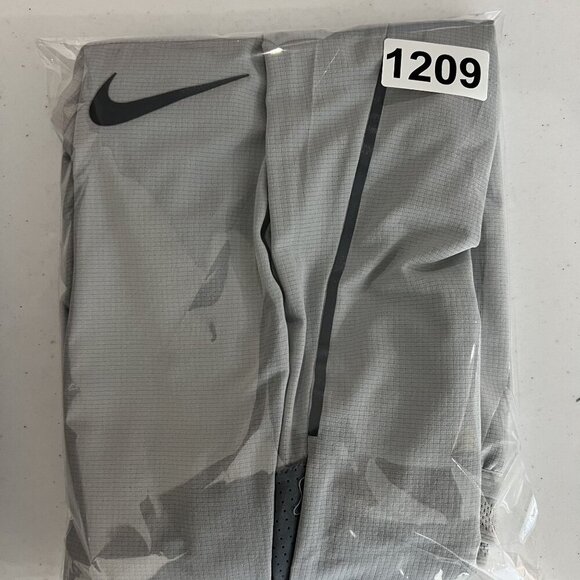 Nike Men L Dri-Fit Swift Slim Fit Reflective Jogger Pants Gray Gorpcore Athletic - Picture 16 of 16
